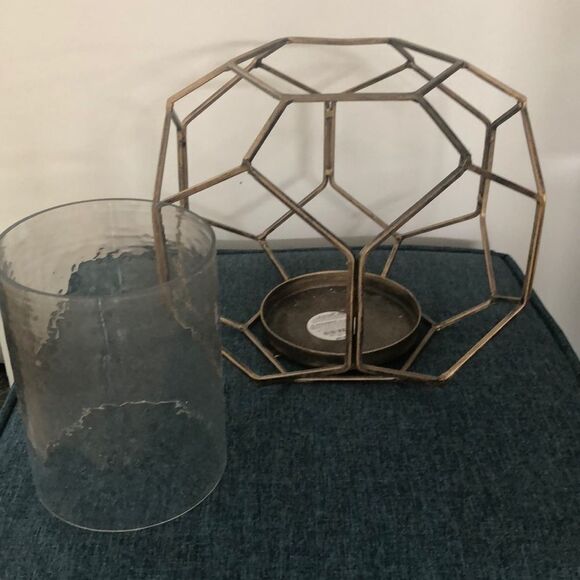 Geometric candle holder - Picture 3 of 5